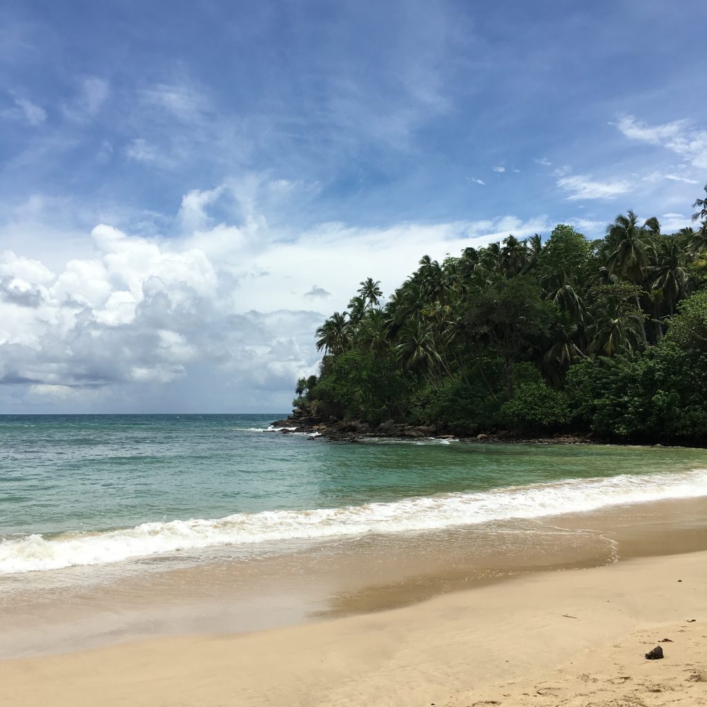 Hiriketiya beach Sri Lanka © Kerry McCarthy